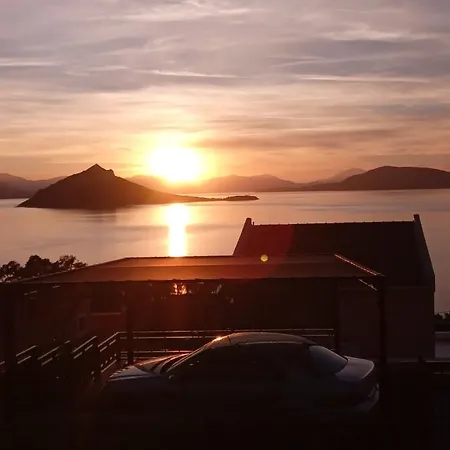 Vila Fantastic House With A Wonderful View Of The Sea Kapotidhes Exteriér fotografie