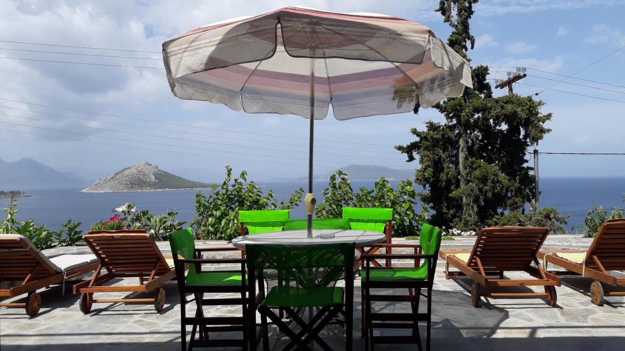 Fantastic House With A Wonderful View Of The Sea Hébergement de vacances Kapotidhes