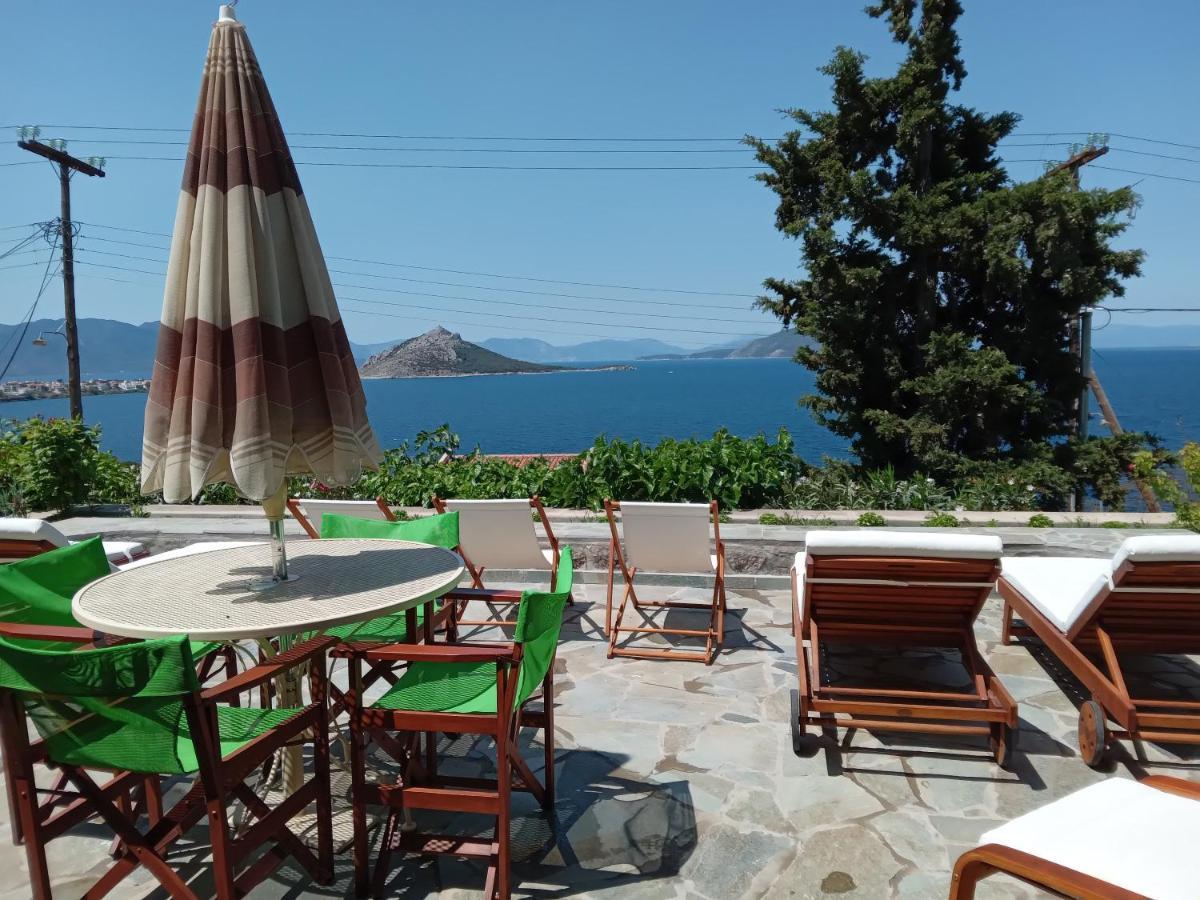 Fantastic House With A Wonderful View Of The Sea *