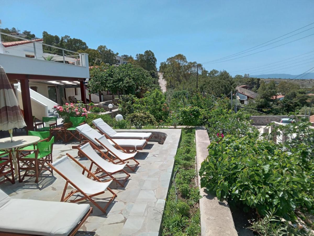 Fantastic House With A Wonderful View Of The Sea Hébergement de vacances Kapotidhes